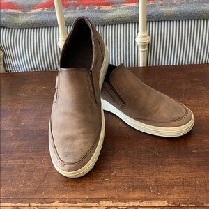 Men's Tan Brown Ecco Slip Ons